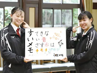 あさんさん（左）・いでちゃんさん（右）