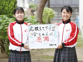 ピピムーンさん（左）・フローラさん（右）