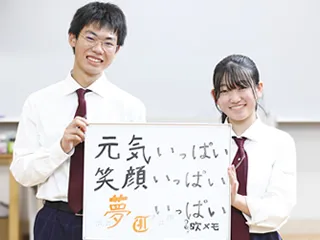 おりプーさん（左）・ポムるさん（右）
