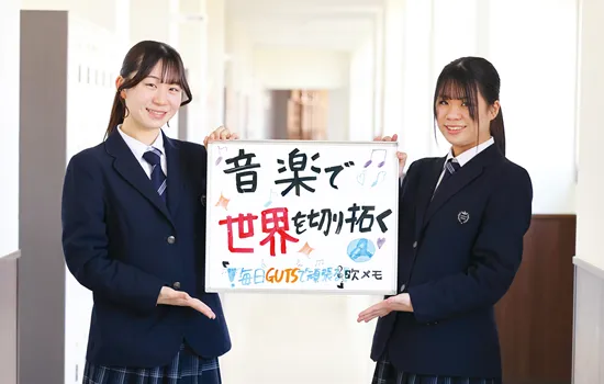 レ・ミゼラブルさん(左)･だーさん(右)