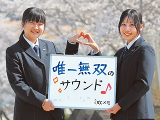 りこりんさん(左)･ここりんさん(右)